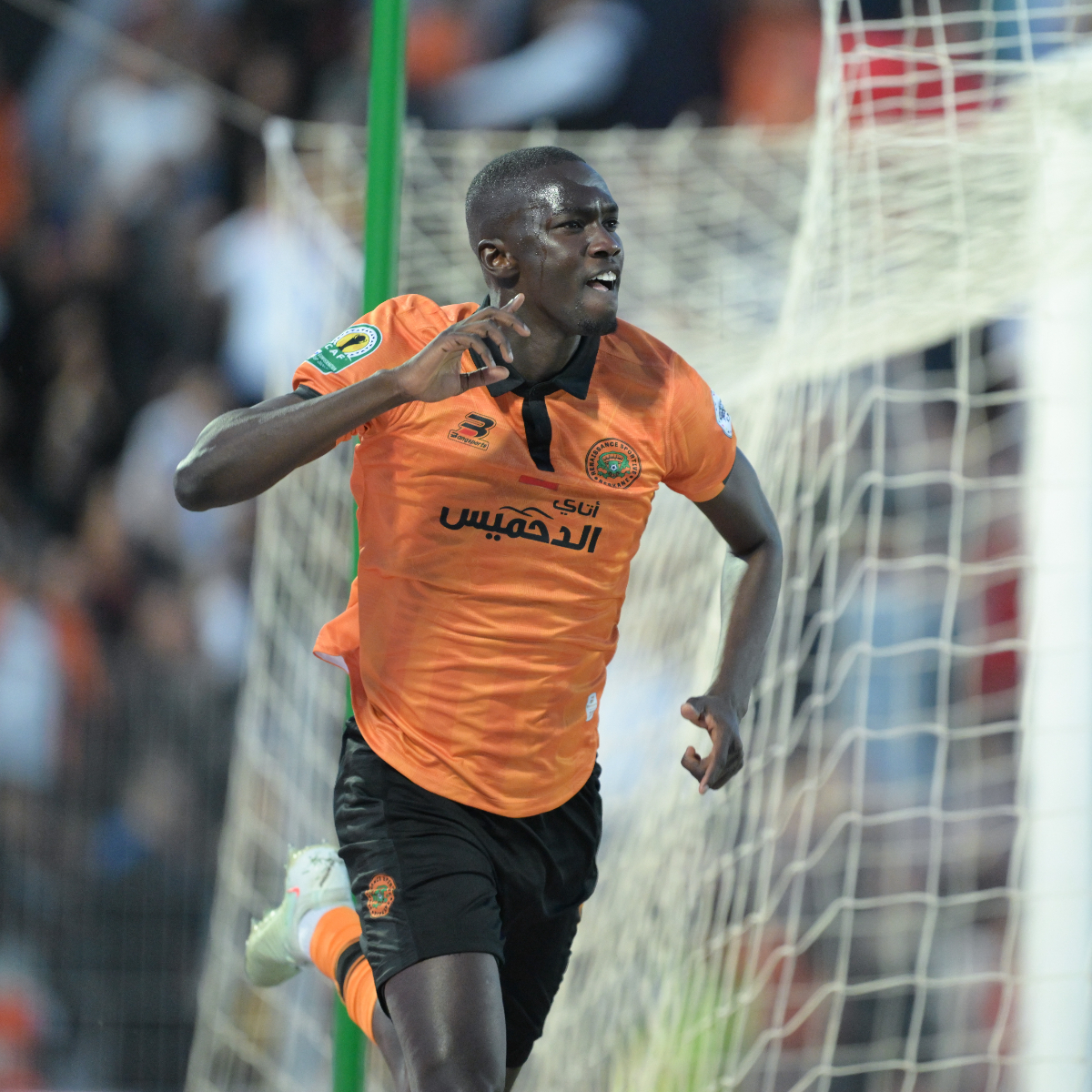He heads it home! Mamadou Camara's brilliant header kicks off the first leg of the #TotalEnergiesCAFCC final and earns him the #GoalOfTheDay! ⚽️ 1хBet