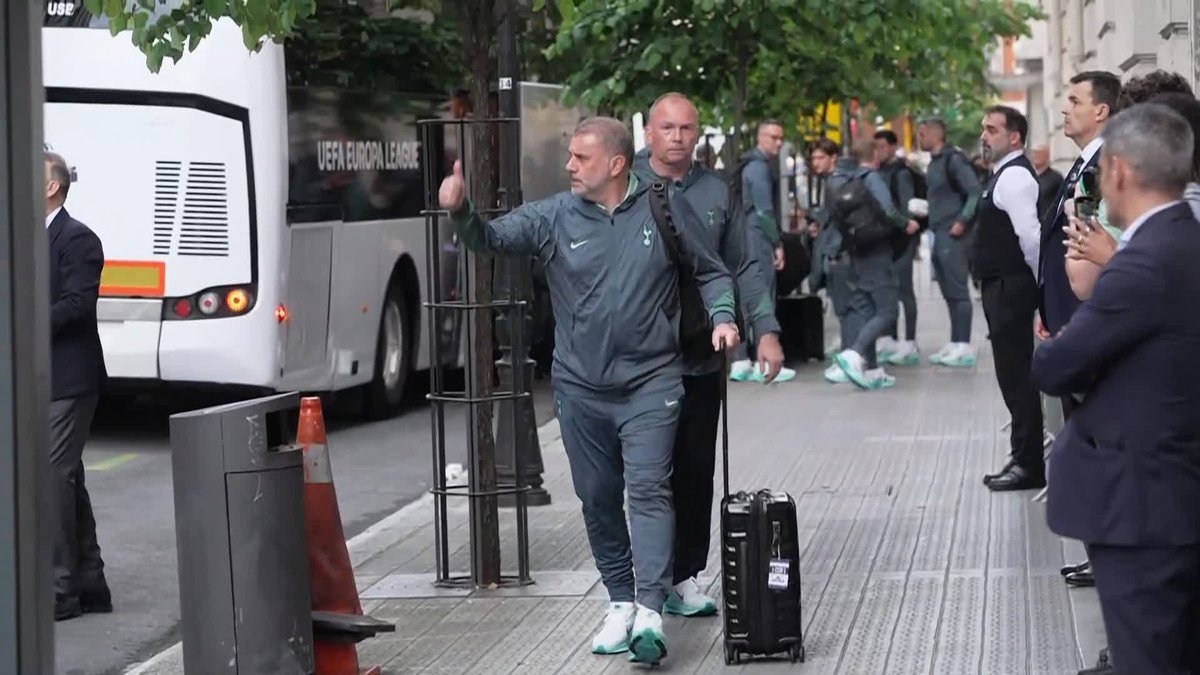 Tottenham Hotspur have arrived at their hotel in Bilbao ahead of the UEFA Europa League final ⚪🏆