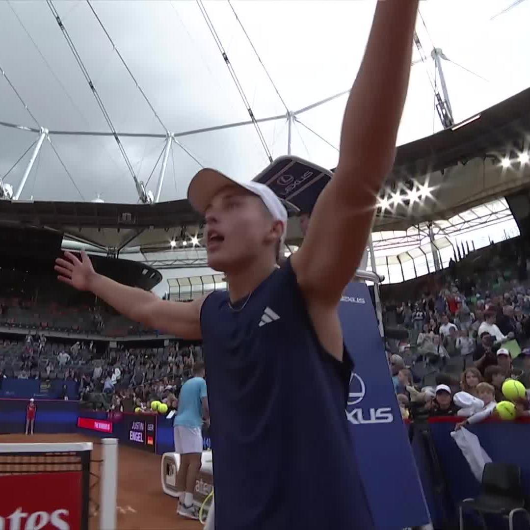 Engel takes flight 🪽 17-year-old German wild card Justin Engel takes out compatriot Jan-Lennard Struff 7-6 7-6 in Hamburg! Bitpanda Hamburg Open
