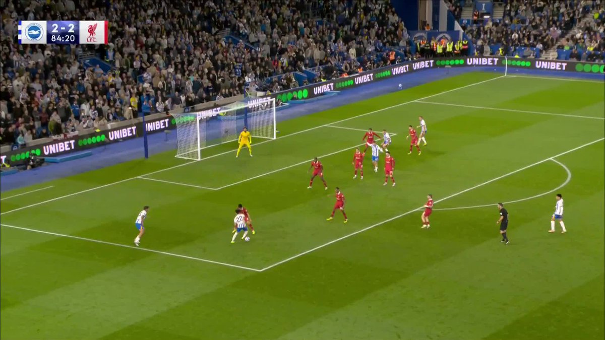 Jack Hinshelwood scores Brighton's winner which is initially disallowed for offside... before the semi-automated offside technology allows the goal to stand! ✅ How important will that goal be for the Seagulls? 🔵⚪