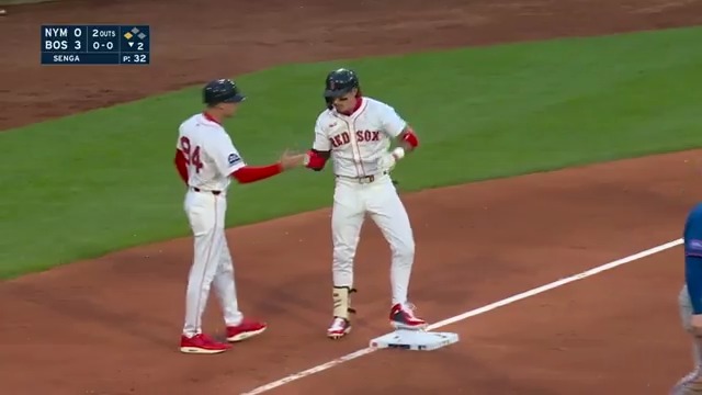 Jarren Duran now has a double and a triple tonight ... it's only the 2nd inning 😳