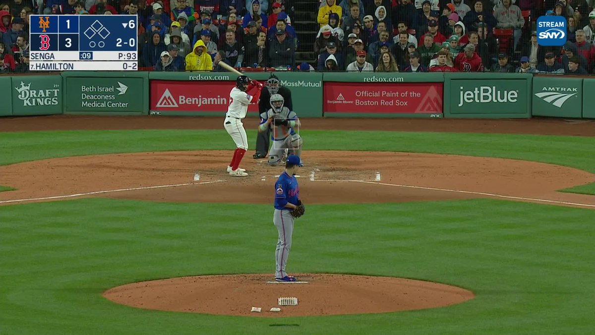 Pete Alonso and Kodai Senga celebrated Pete making the throw successfully this time