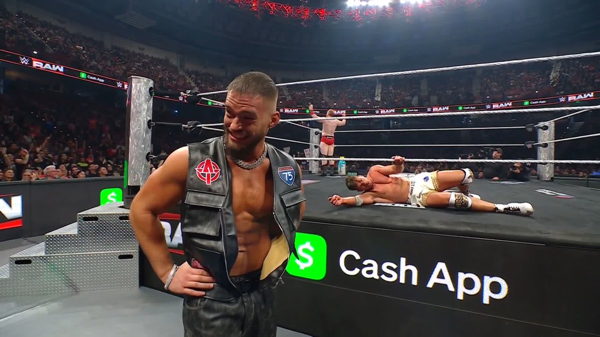 He's laughing. Grayson Waller is getting his chest pounded in and Austin Theory is laughing. 😮💨😮💨😮💨 #WWERaw