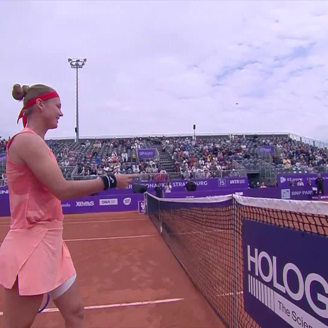 Wishing Marie a speedy recovery 💚 Paula Badosa advances to the quarterfinals after Bouzkova retires due to injury. #IS25