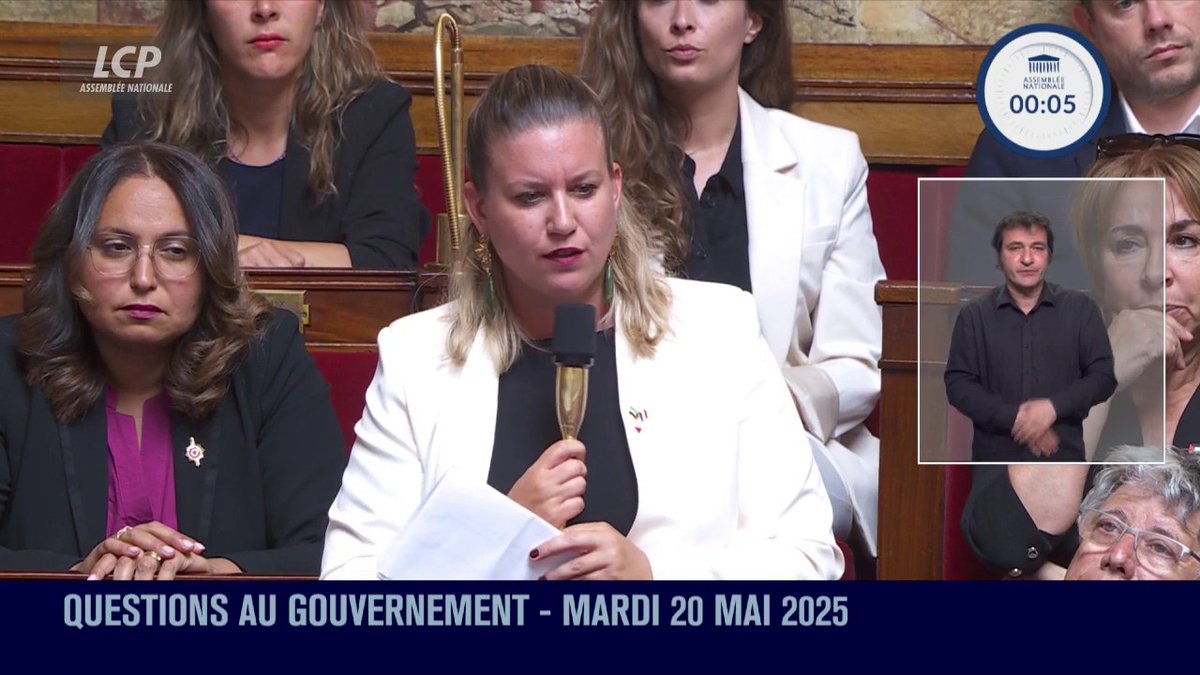 Gaza : "Aucun crime de guerre ne pourra jamais justifier d'autres crimes, y compris le crime de génocide", répond Mathilde Panot à François François Bayrou. "La France doit cesser d'être complice du génocide palestinien." #DirectAN #QAG