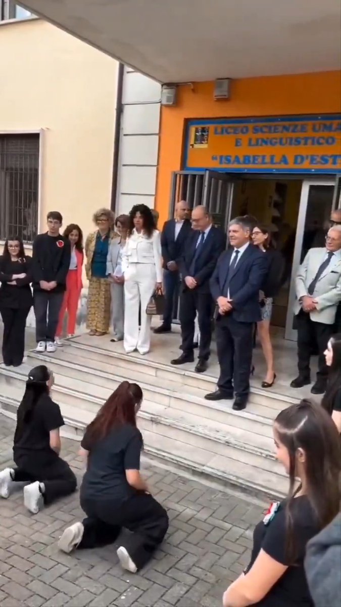 La domanda è: perché?
