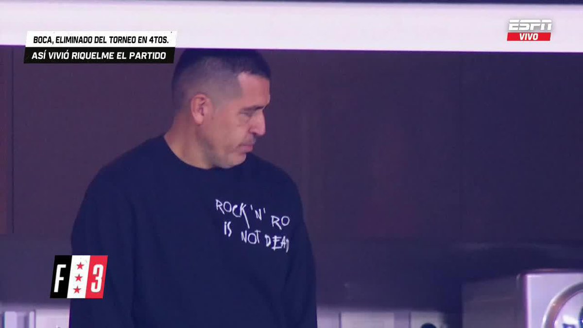 EL PARTIDO DE ROMÁN Así vivió Riquelme la eliminación de Boca ante Independiente en La Bombonera. 📺 No te pierdas #ESPNFútbol3 en vivo por #DisneyPlus