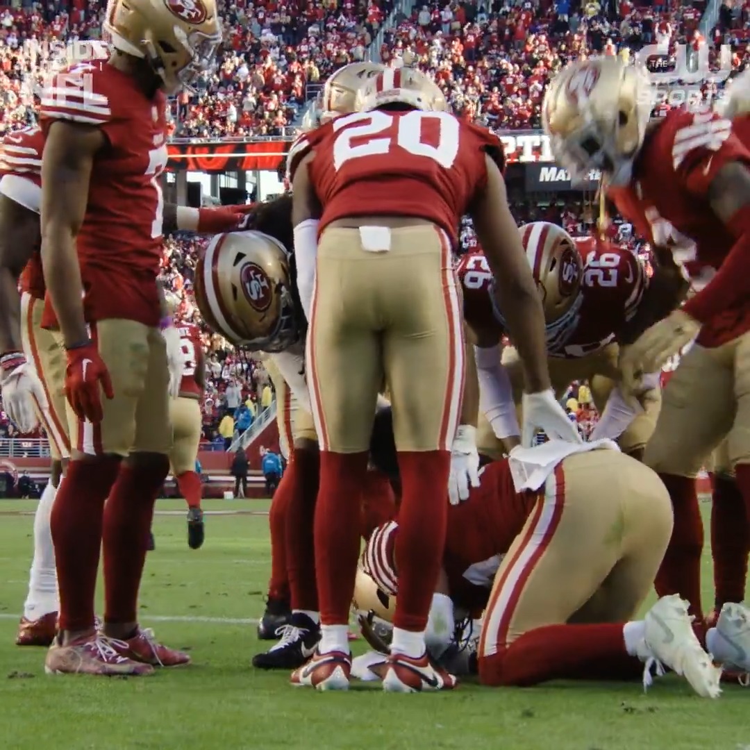 .Fred Warner and the entire San Francisco 49ers defense waited for him to hit the game-winning celly 😂