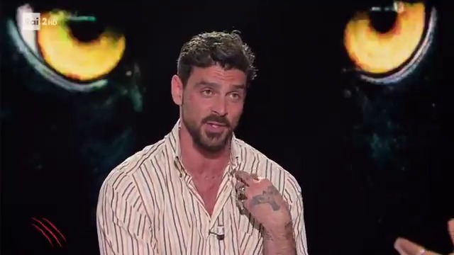 "Quando entro in una sala, è difficile che qualcuno dei grandi in Italia possa sentirsi grande con me. Più bravo di me solo Alessandro Borghi. Peggiori quasi tutti" Ah anche modesto #Belve