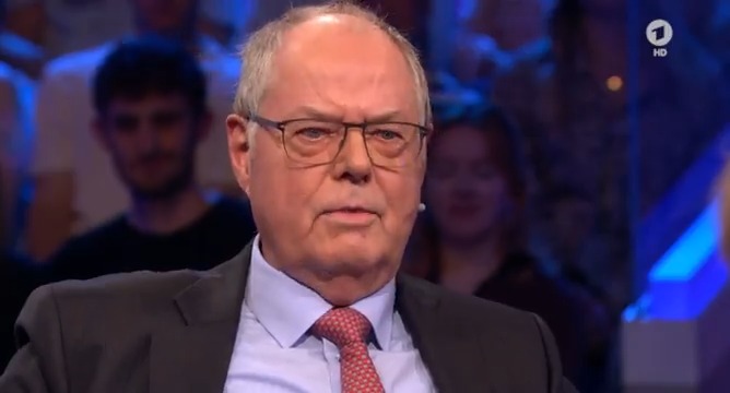 Die #SPD müsse lernen, „wichtig von unwichtig zu unterscheiden“, so Peer #Steinbrück (@SPDde). Themen wie #Bildung und #Infrastruktur seien wichtiger als #Cannabis. Die Mehrheit der Bevölkerung müsse „im Programmangebot der SPD“ vorkommen. #maischberger