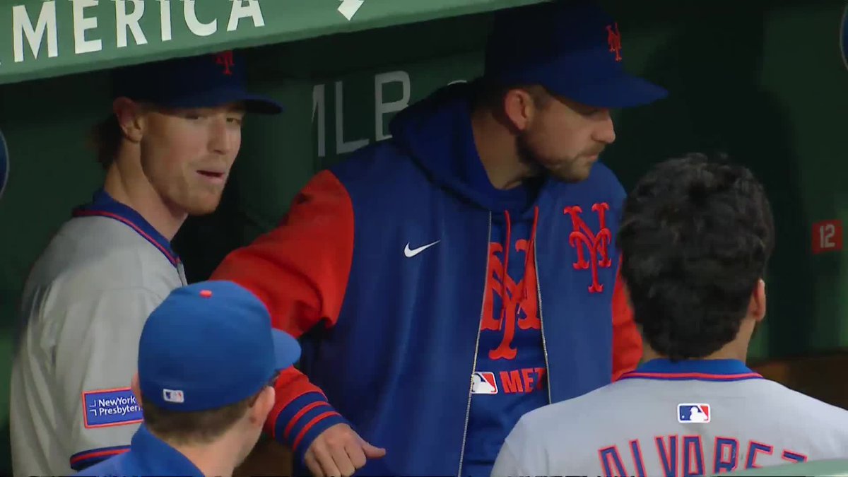 Pete Alonso and Griffin Canning are doing their dance again 🕺