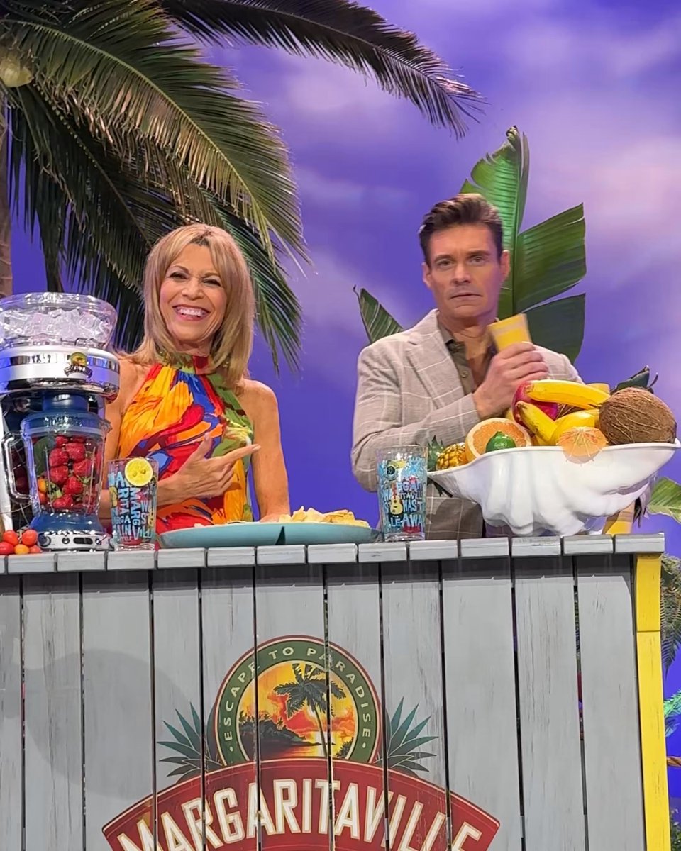 Commercial break recap: took some great questions &amp; gave a questionable performance. #WheelofFortune