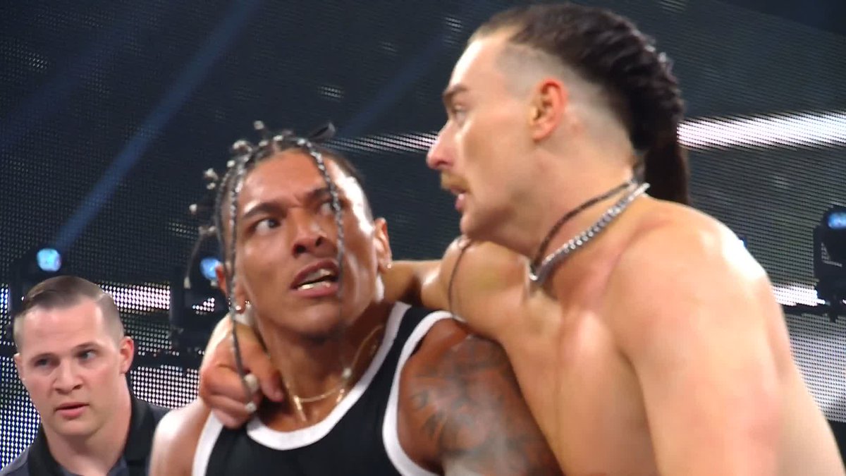 It was going well for Kale Dixon the 1st and URIAH CONNORS... until it wasn't! 😅 #WWENXT
