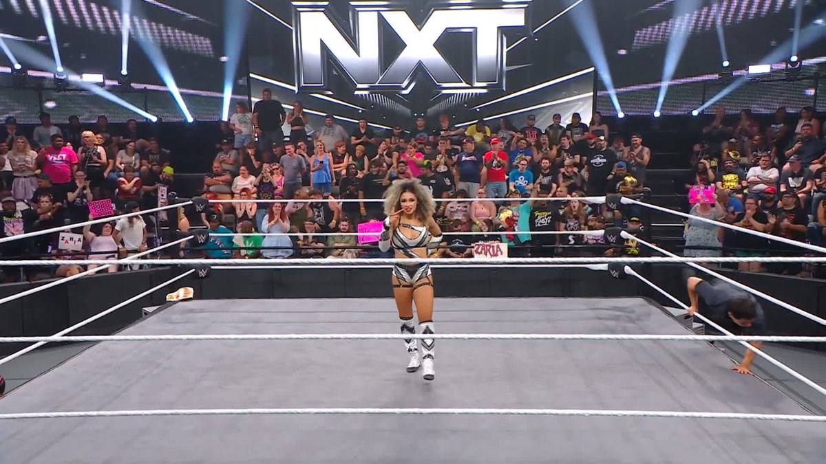 She did it! 😲 ZARIA accidentally Speared Sol Ruca, and Kelani Jordan capitalized to earn herself a title shot at #WWEBattleground! #WWENXT