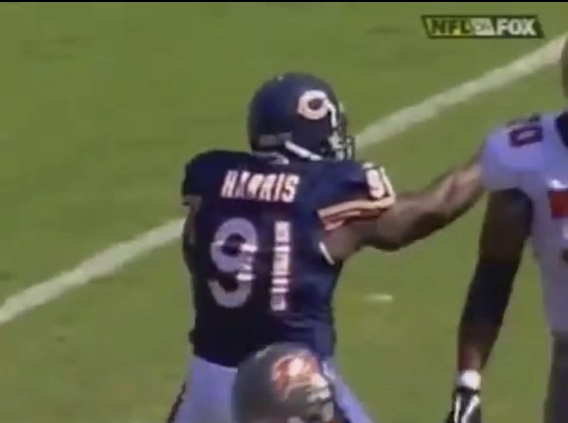 Tommie Harris was a problem when he on the Bears. Already seeing Gervon Dexter Sr. do the same 🔥