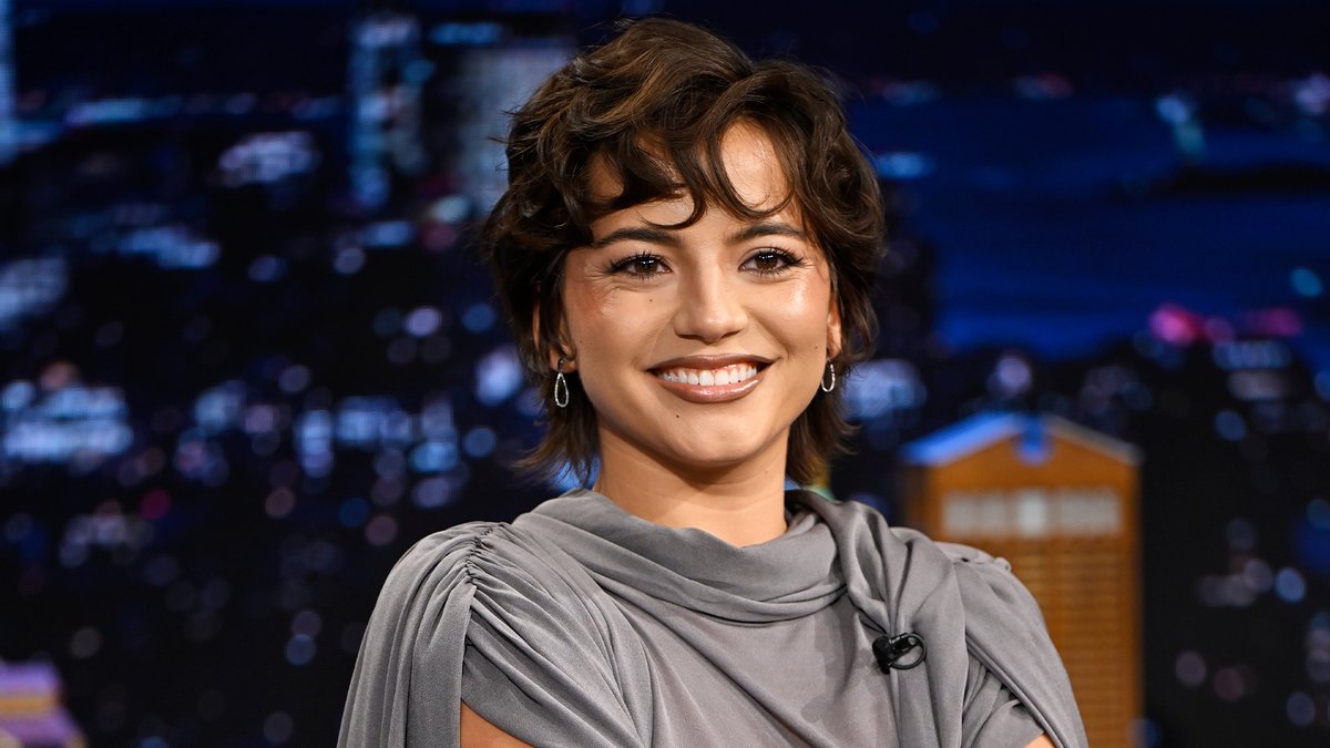 .isabela merced asks Jimmy if he was playing The Last of Us when he bombed his date with Nicole Kidman 😭 #TheLastOfUs #FallonTonight