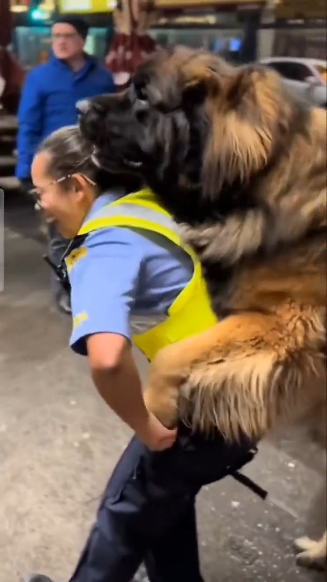 She's lucky that her friends were there to help