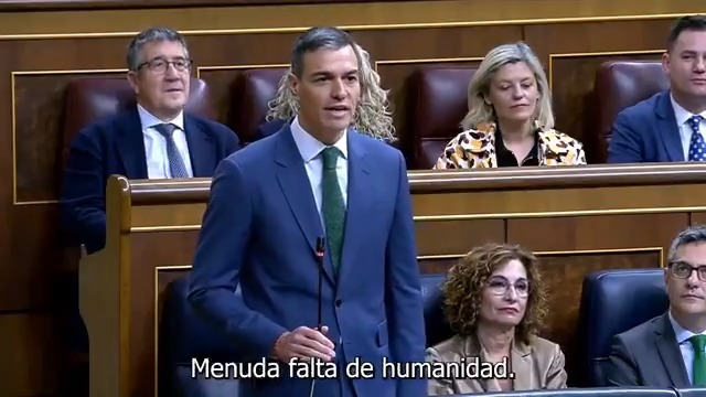 Mientras el mundo entero se moviliza contra la barbarie en Gaza, usted, Sr. Feijóo, se dedica a hacer chistes sobre Franco. Menuda talla política. Menuda falta de humanidad.