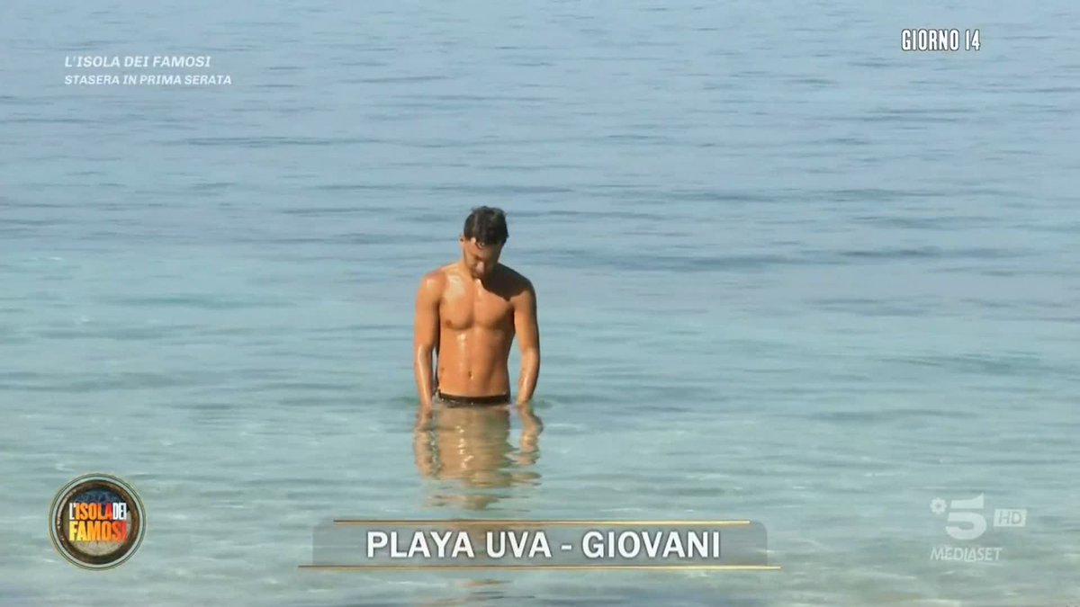 Intanto Mirko, dopo il primo giorno passato nella Playa con i Giovani, si preoccupa per loro: "Saremmo dovuti andare da loro molto prima" #Isola