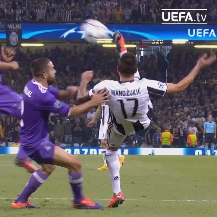 One of the great #UCLfinal goals 😍
