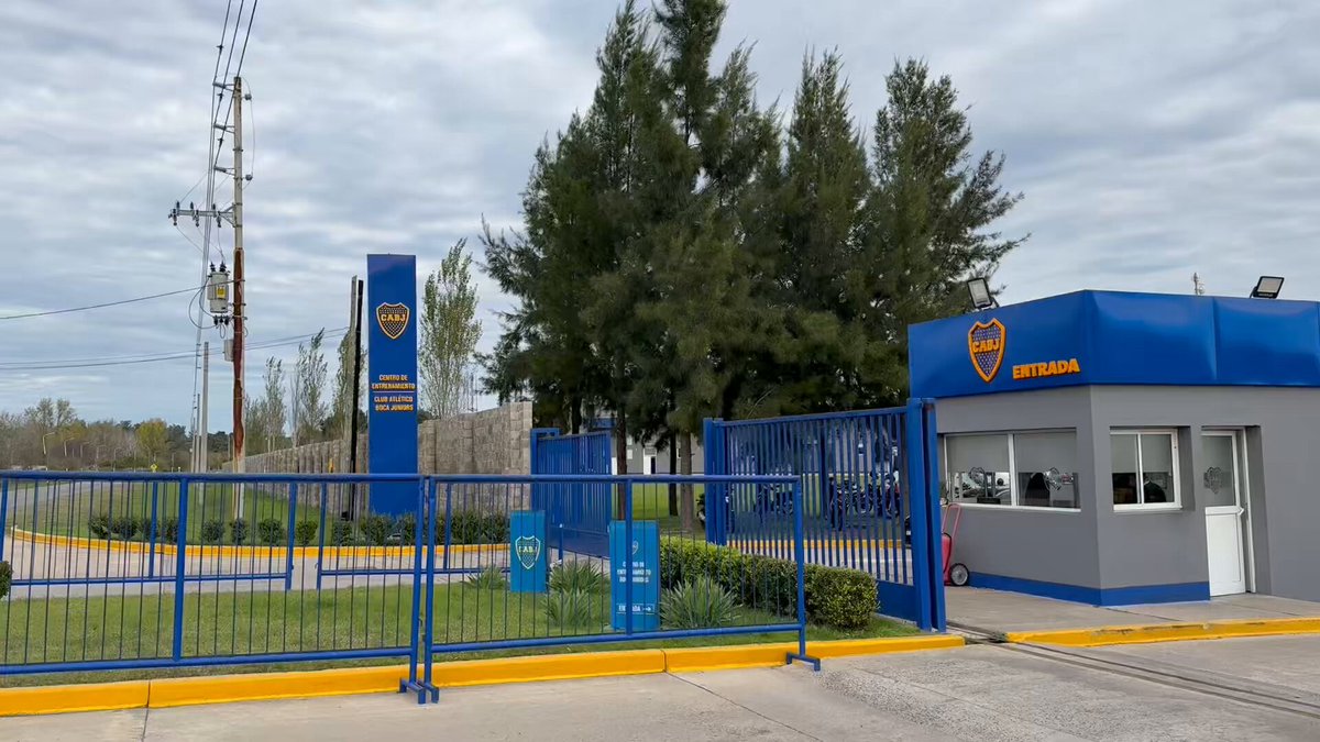El plantel de #Boca volverá a trabajar la semana que viene. La idea es presentar al nuevo DT, en el primer día de entrenamientos, pautado para el martes que viene en el Predio.