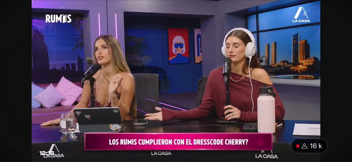 JULI DEVORÓ 🍒💋 #RUMIS