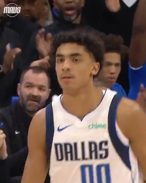 Prime delivers 📬 Max recorded 15+ points in each of his first 7 games as a Maverick, the longest streak in franchise history. @max12christie // #MFFL
