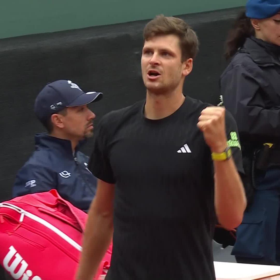 Back-to-back QFs 🔥 Hubi cruises past Rinderknech 6-4 6-1 and is now 11-0 after winning first sets this year! Hubert Hurkacz #gonetgenevaopen