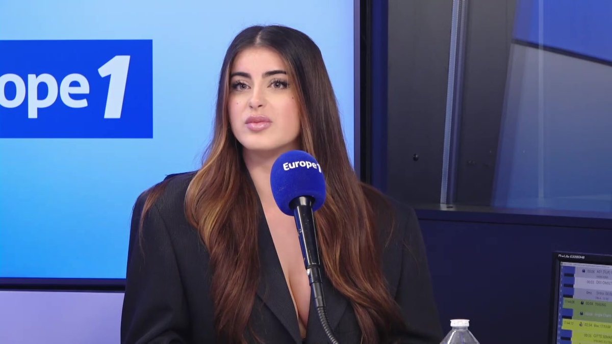 « On s’est dit, c'est une blague » : Thaïs, la jeune femme qui s’est vue refuser l’entrée dans un bus en raison de sa tenue, témoigne dans #OMSLT avec Cyril Hanouna sur #Europe1.