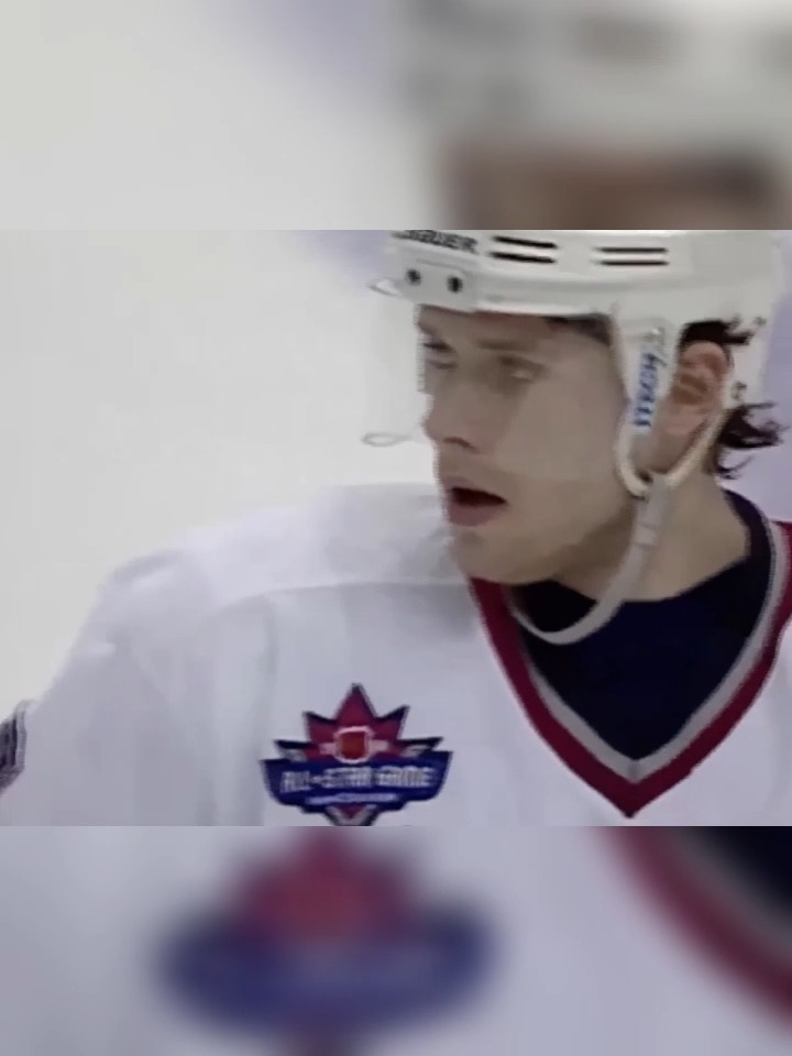 Throwback to Pavel Bure telling referee Don Koharski that he is going five hole for his penalty shot. (🎥: @Canucks1970/YouTube)