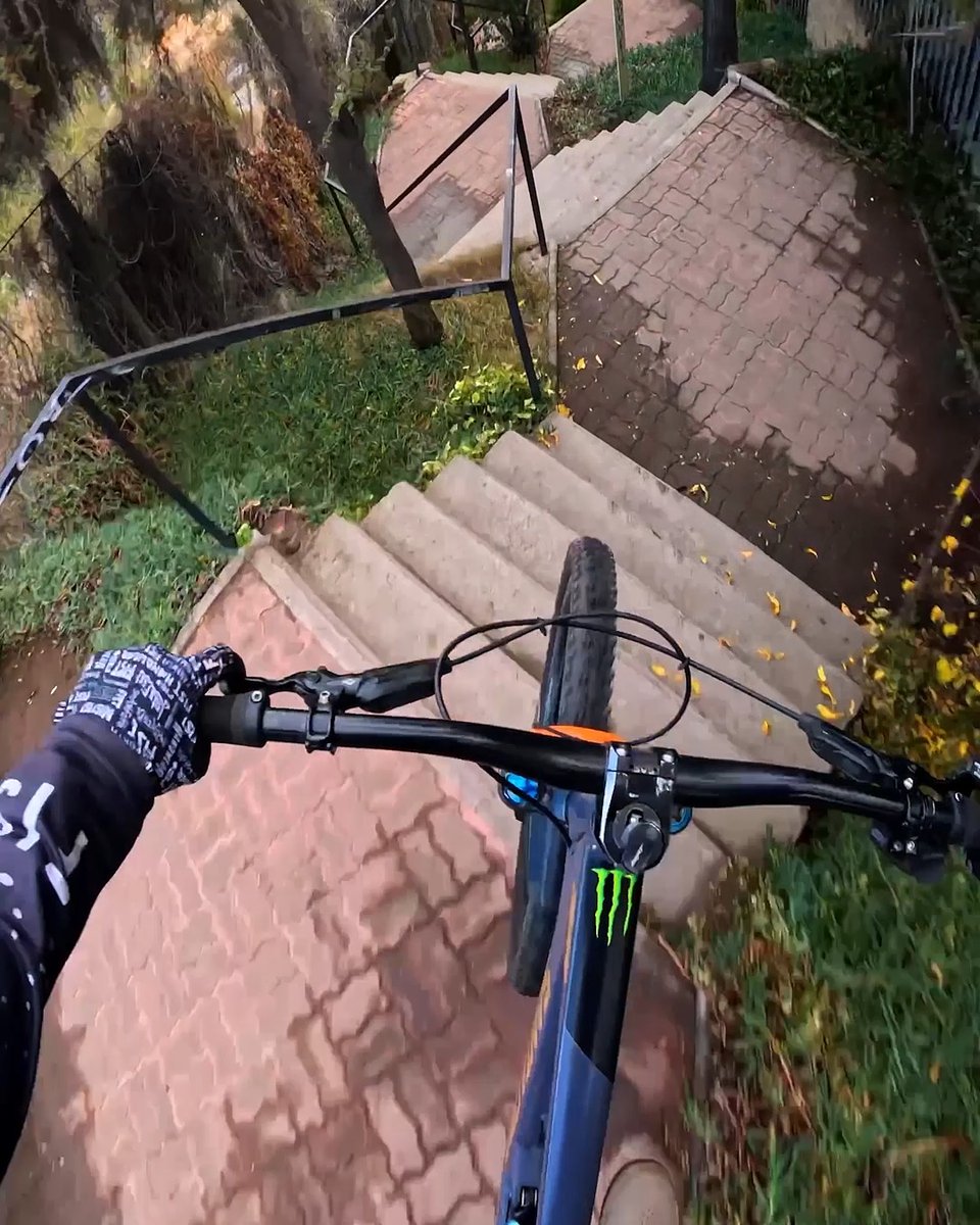Even Felipe Vergara can't break the new #GoProHERO13 Black Ultra Wide Edition's #HyperSmooth stabilization 🫨 This immersive POV earned him a $500 GoPro Award. #ProTip: With HERO13 Black Ultra Wide Edition, you can capture immersive, vertical POV videos for social without having to rotate your camera. Learn more 👉 #GoPro #GoProBike #GoProPOV #POV #MTB