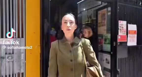 es la mejor persona de internet pagaria millones por ser su amiga
