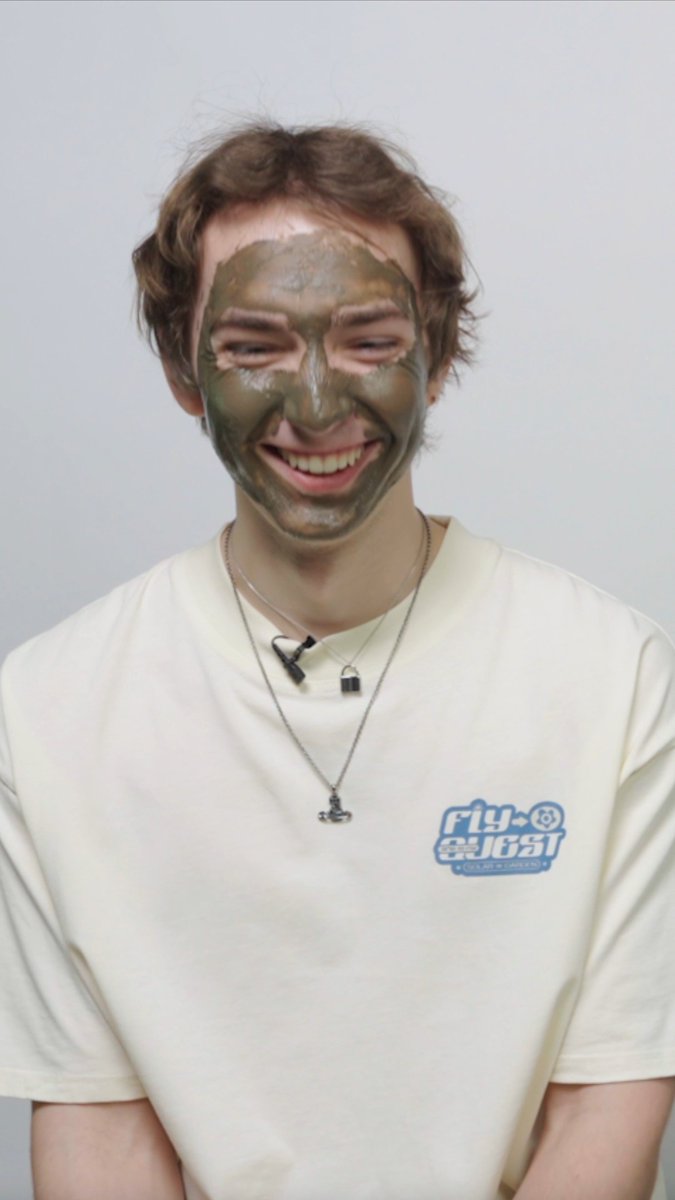 try not to laugh challenge Fahad Abdulmalek vs FLY Busio 🐶 with 비알머드 BRMUD mud masks to put them to the test