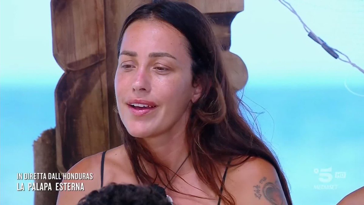 Teresanna vs Mario: "IO DICO GRAZIE A CHI FA LE COSE CON IL CUORE, NON A CHI È COSTRETTO PER DINAMICHE DEL GIOCO" #Isola