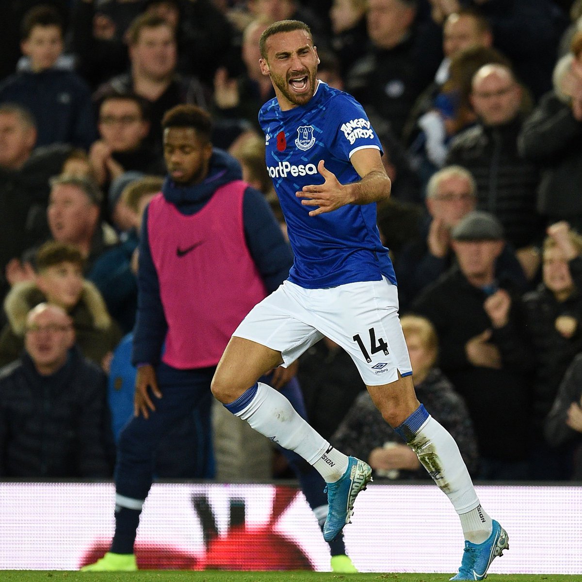 manchester united tottenham'a gol atamıyormuş bana ne amına koyayım