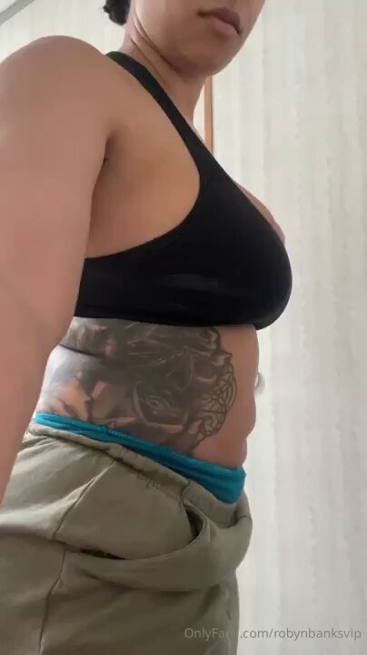 You like my sweatpants? 😏😏👀