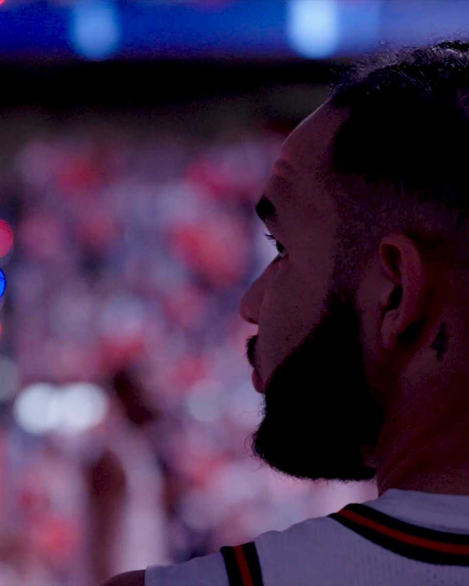 An Auburn Legend. 4️⃣ever.