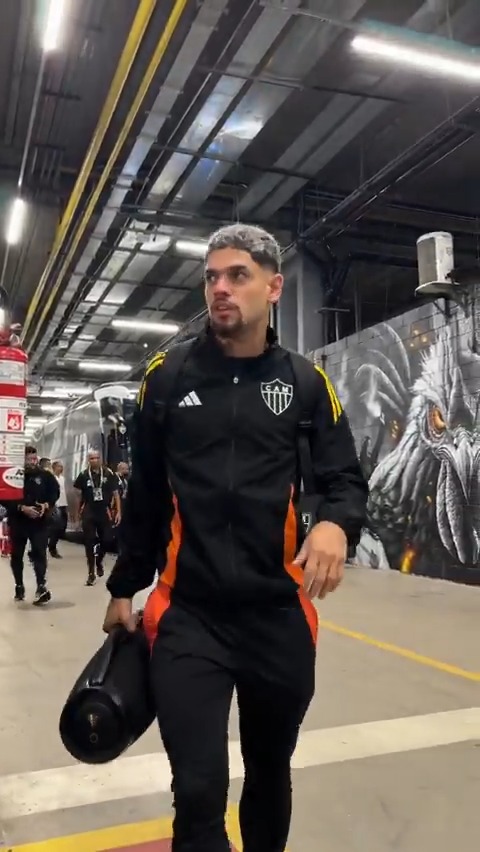 Delegação Alvinegra presente na Arena MRV! 🚍🏟️💪🏼 #VamoGalo #CAMxMFC