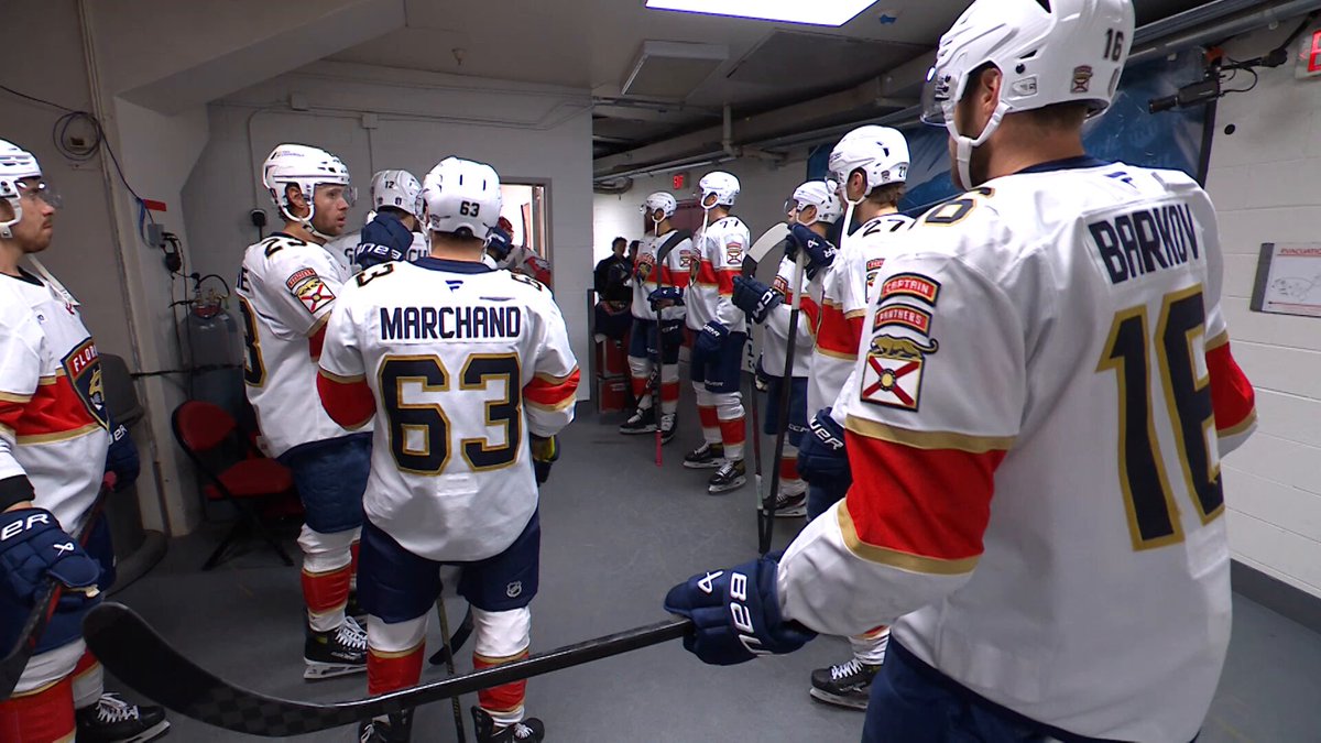 "I'm feeling a little bit mocked right now." Reino and Coach Maurice were mic'd up for Game 1 of the Eastern Conference Final 🎥🎤