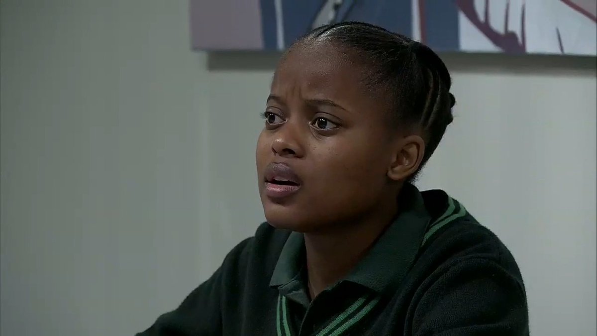 Izinkinga zakwaGasa azipheli! 🙆🏽‍♀️Thembelihle lands behind bars after vandalizing Dintle’s boutique. But here’s the real question — is she right for fighting her mother’s battles? Or did she go too far? 🤔 #etvScandal