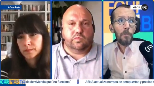 "Las políticas que está haciendo Sánchez son muy parecidas a las que haría Feijóo. Feijóo haría un rearme. Feijóo colaboraría con Israel comprándole armas. Feijóo no haría nada para resolver el problema de la vivienda" Pablo Echenique 👇🏽 📺 DESPIERTA!