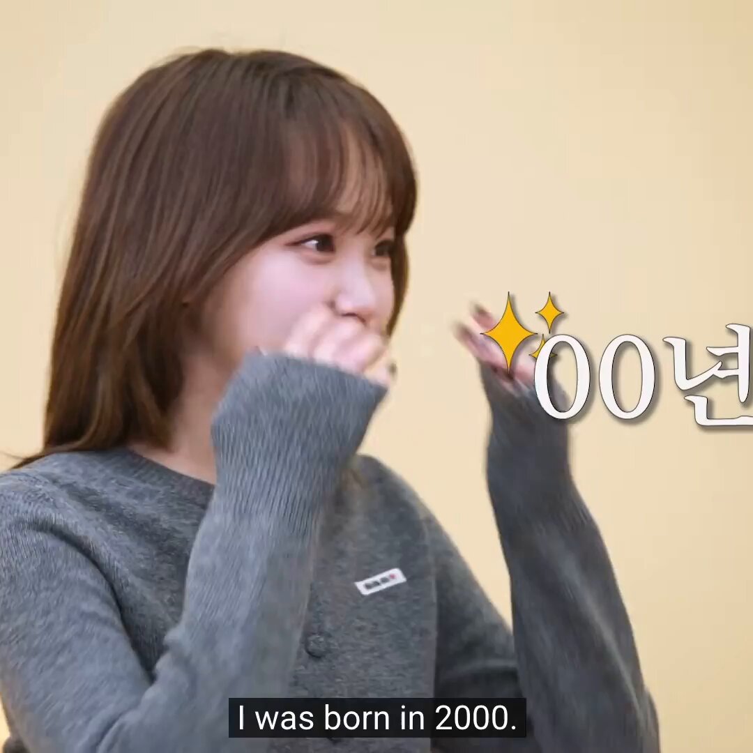 👤: how old are you? 🐯: i was born in 2000 👤: a millennium baby? 🐯: yes, but i'm not a baby anymore chaewon saying that while looking the babiest 😭