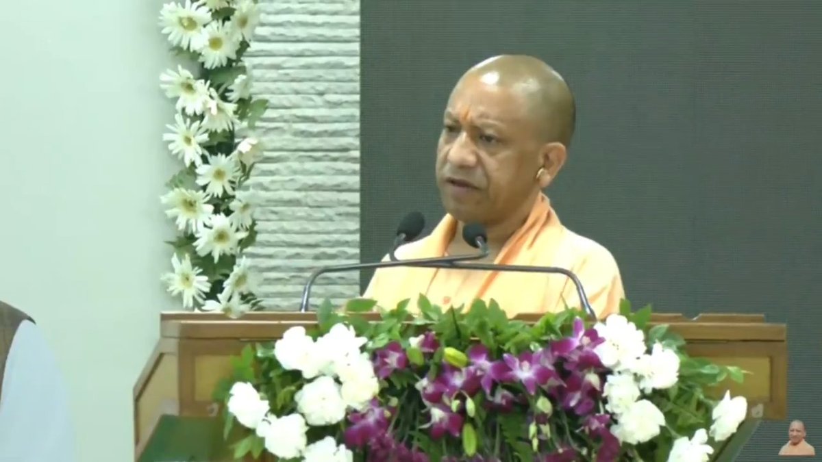'लोकमाता' अहिल्याबाई होल्कर जी के विराट व्यक्तित्व के प्रति कृतज्ञता ज्ञापित करने के लिए आज आदरणीय प्रधानमंत्री श्री Narendra Modi जी की प्रेरणा से पूरे देश के अंदर यह कार्यक्रम प्रारंभ हुए हैं...