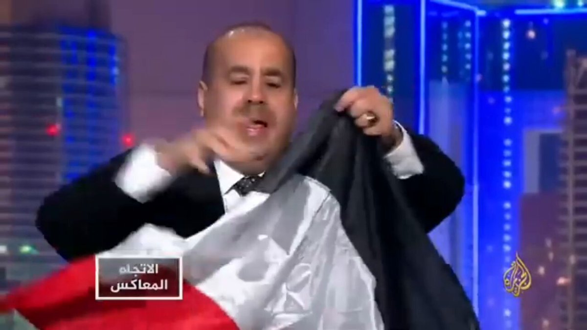 22 مايو يوم خالد في ذاكره التاريخ والاجيال ذكرى تحقيق آلوحده اليمنية الخالده هذه اليمن الموحده الخالده كل عام وأنتم بخير باهلنا اليمنين الاحرار الذكرى 35 لعيد الوحده اليمنيه