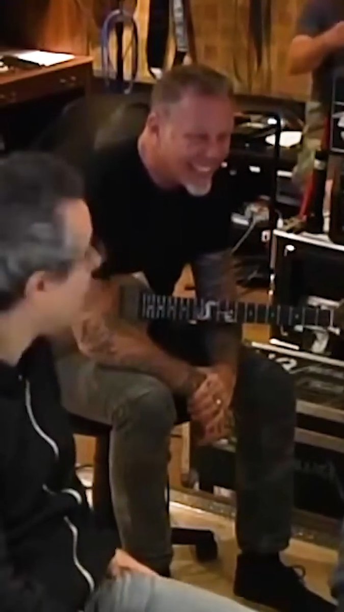 Happy accidents in the studio with Papa Het! 🤣🤣