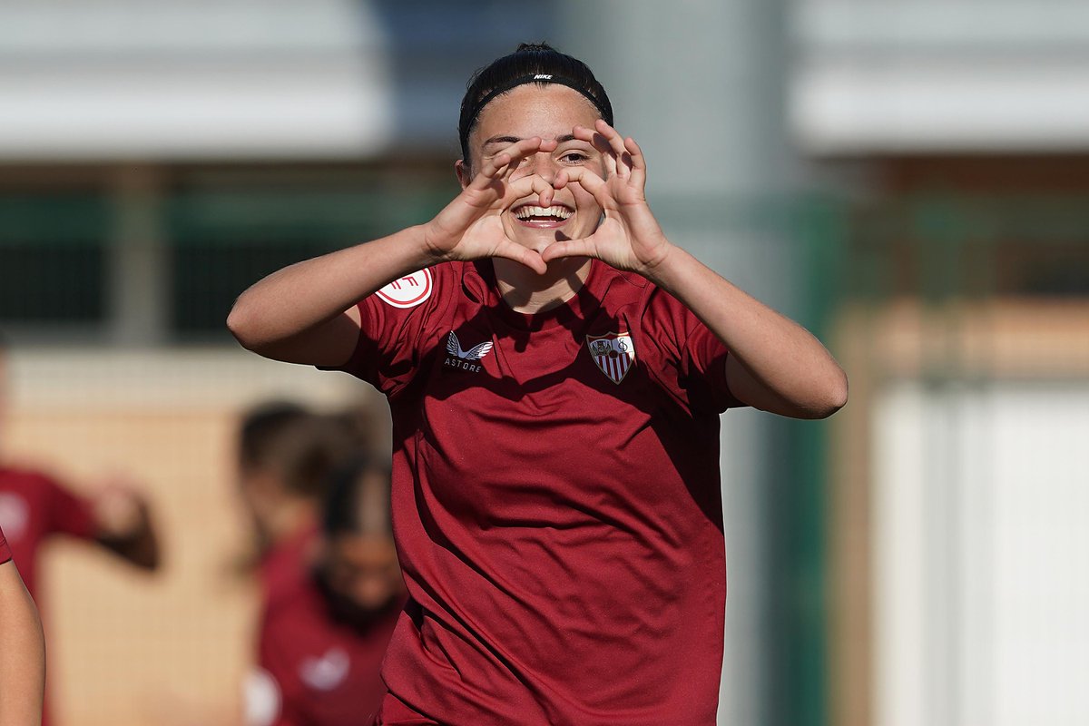 🤩 #TorneoJuvenilFEM: aprendizaje, exigencia y pasión. 👕 El campeonato, organizado por la RFEF, cuenta por primera vez con todas las canteras de la Liga F. #FutFemRFEF