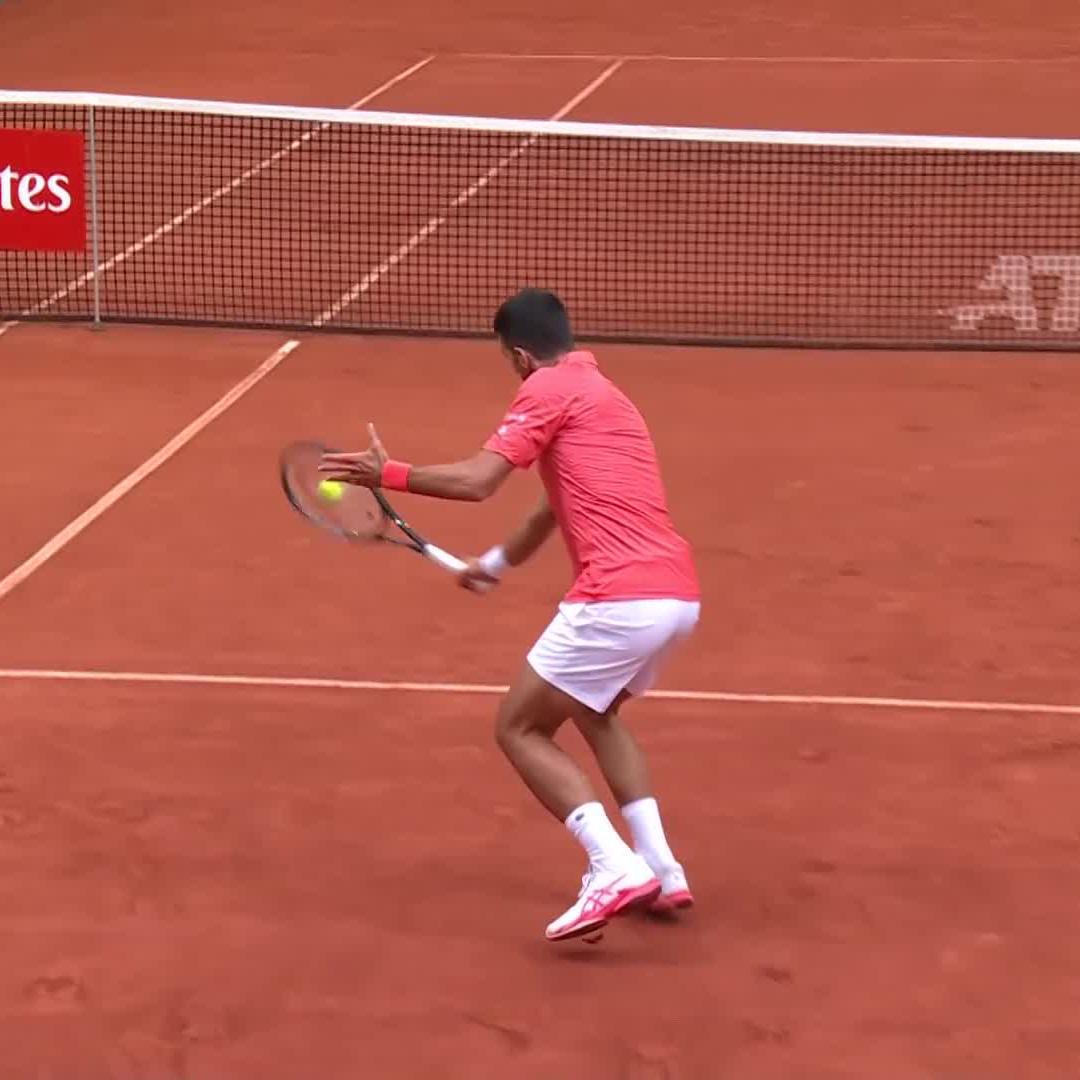 Serving birthday slices ๐ฐ Novak Djokovic #gonetgenevaopen