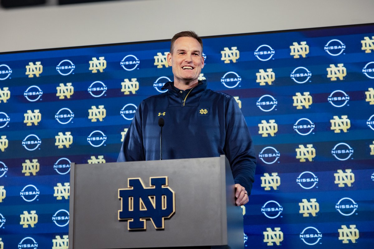 embarking on what he considers one of the most meaningful things he's ever done. Pat Garrity was built for the role of Men's &amp; Women's Basketball GM. 🎥 full press conference →