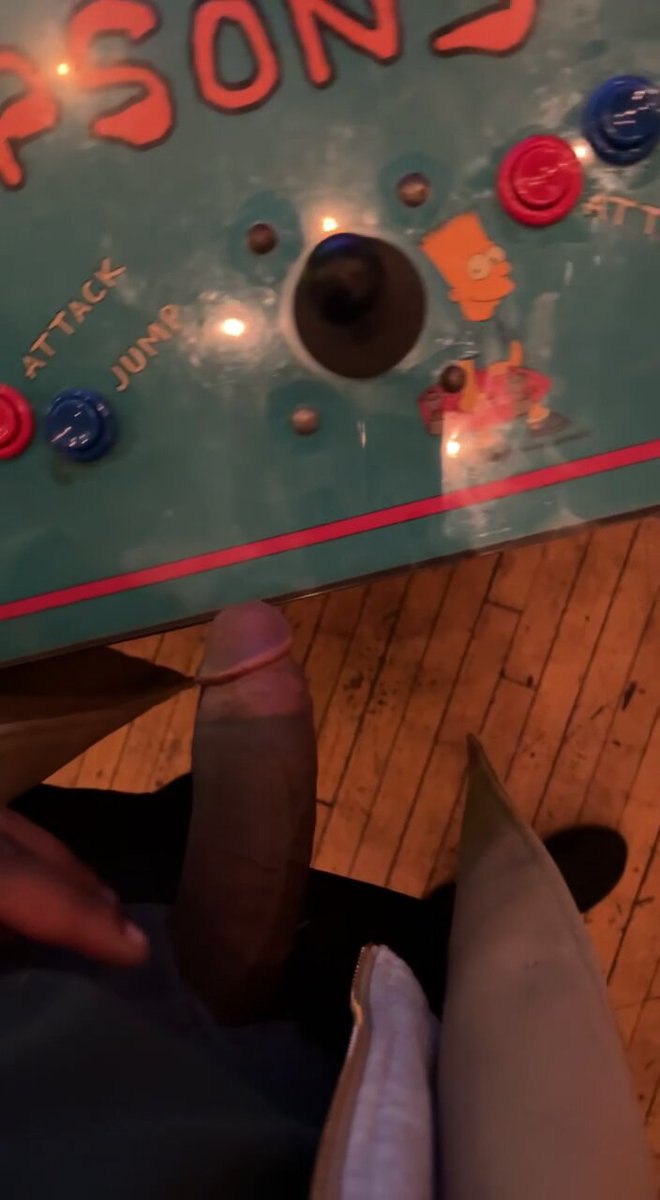 Got horny at the arcade this weekend! Think anybody saw?🤤