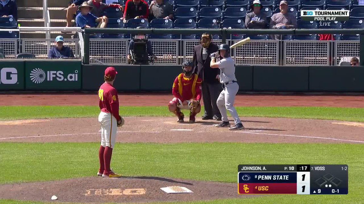 NATE VOSS GO AHEAD HOME RUN WITH TWO OUTS IN THE NINTH INNING!!!! WHAT A MOMENT!!!! CHILLS!